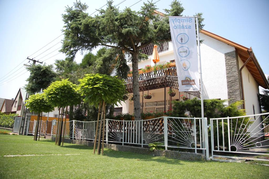 Simply Szallo Hotel Balatonboglár Zewnętrze zdjęcie