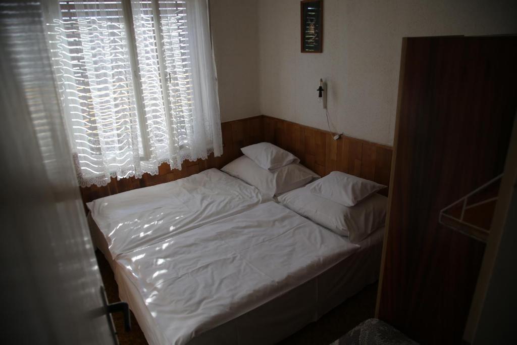 Simply Szallo Hotel Balatonboglár Pokój zdjęcie